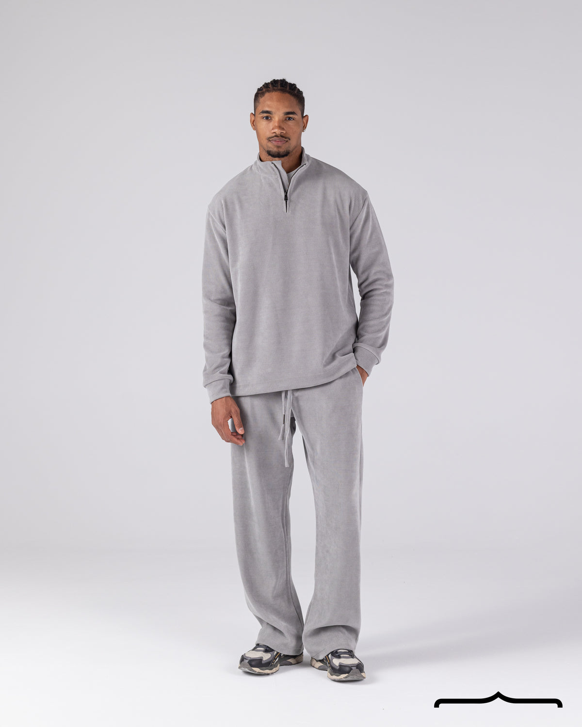 Textured Pants Set in Light Grey