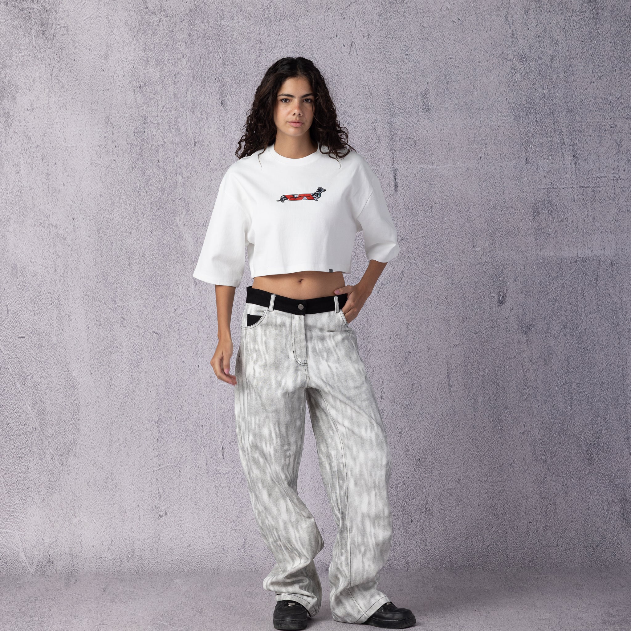 Sausage Dog Oversize Crop T-shirt in White