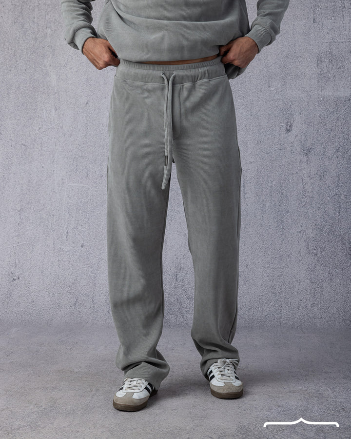 Textured pants in Light Grey Volume 3