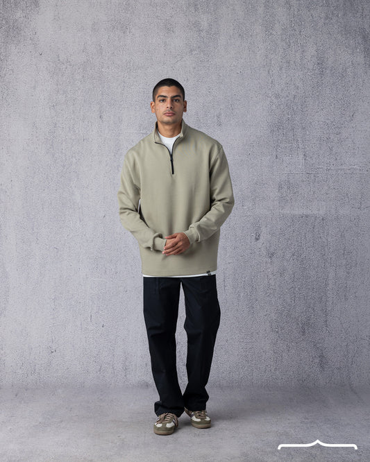 Zip-Collar Sweatshirt in Olive