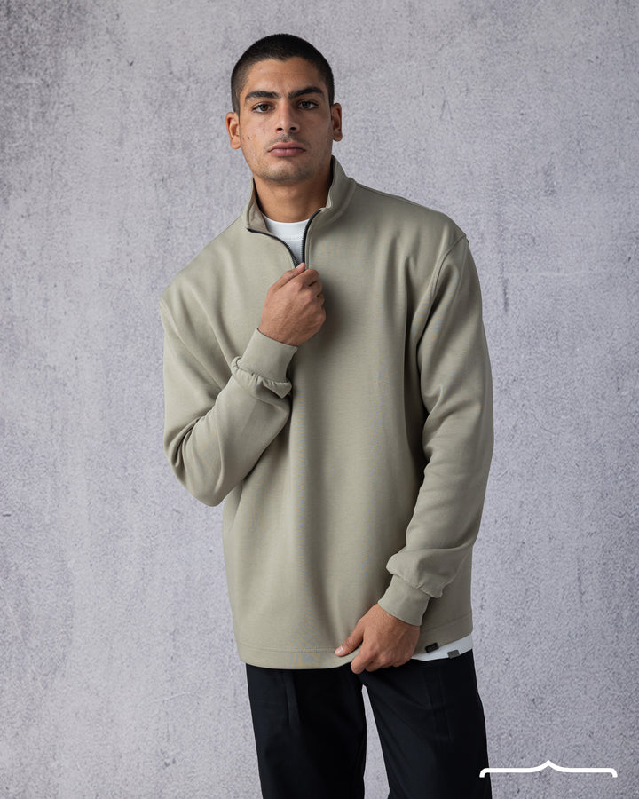 Zip-Collar Sweatshirt in Olive