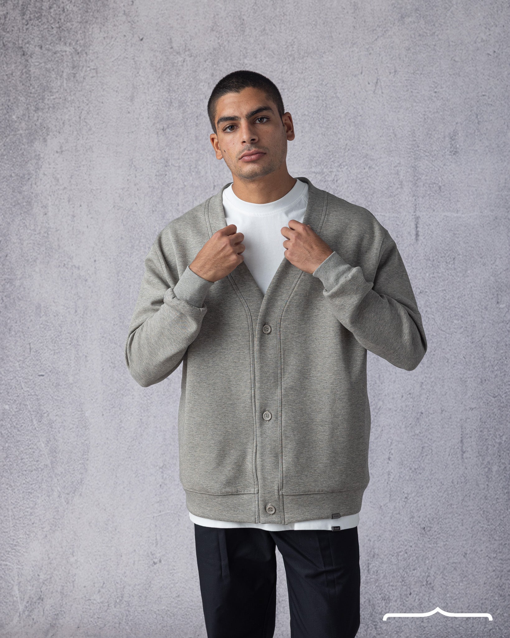Stache's Cardigan with Buttons in Light Grey