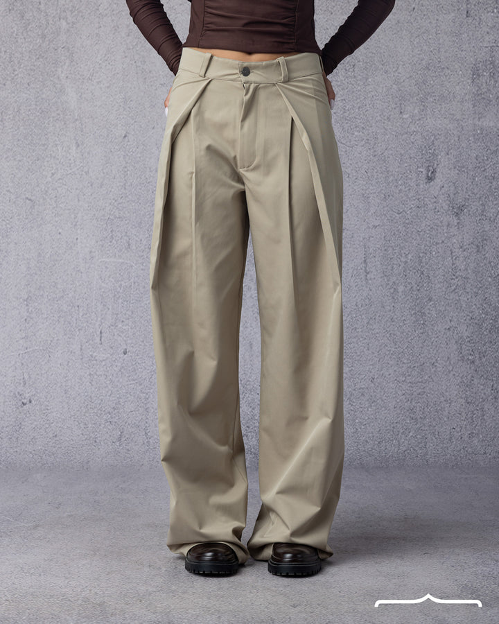 Double Pleated Trousers in Beige
