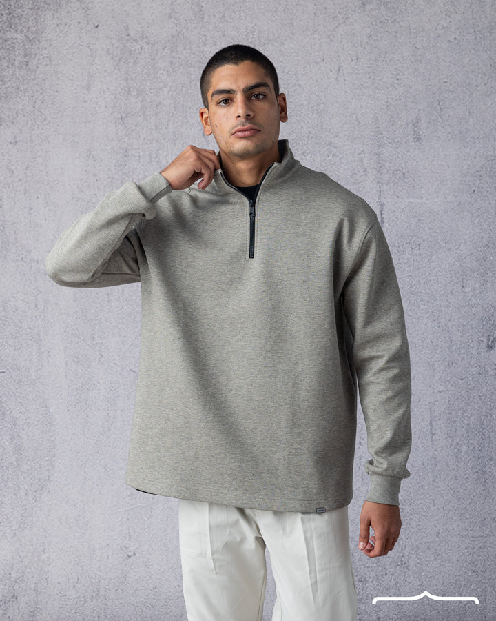 Zip-Collar Sweatshirt in Light Grey