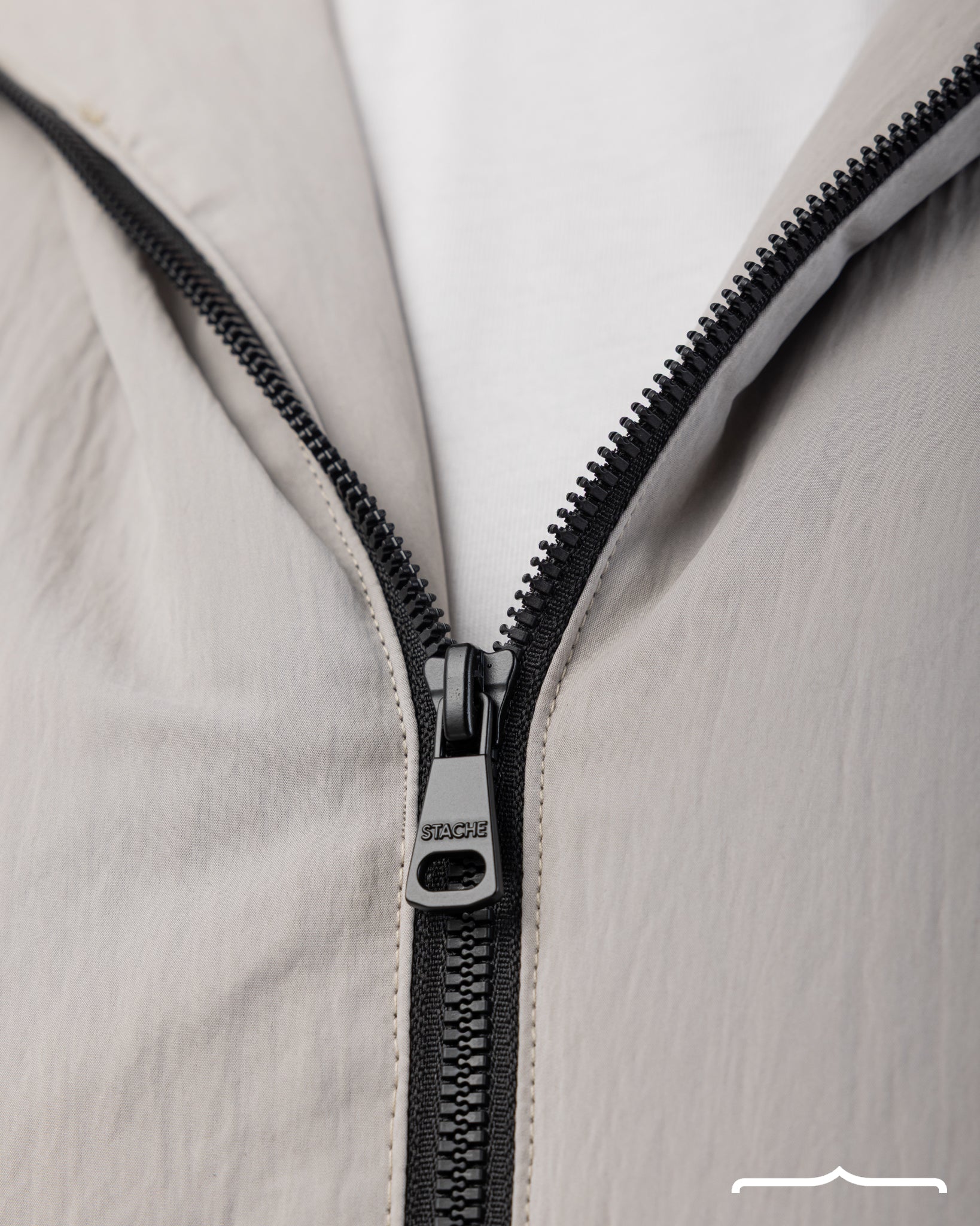 Hooded Puffer Waterproof Jacket in Light grey