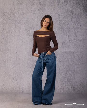 Off-Shoulder Cut-Out Top in Brown