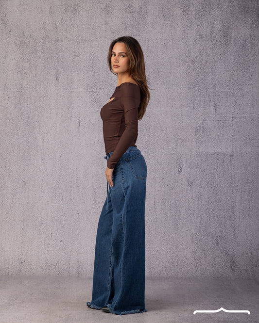 Off-Shoulder Cut-Out Top in Brown