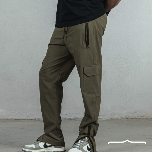 Baggy Pants in Olive