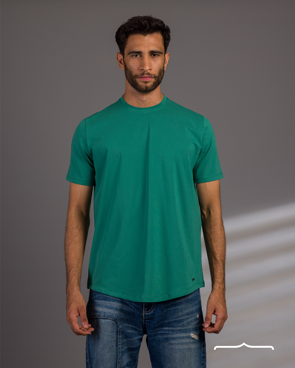 Curved T-Shirt Hem Volume 2 T-Shirt in Green
