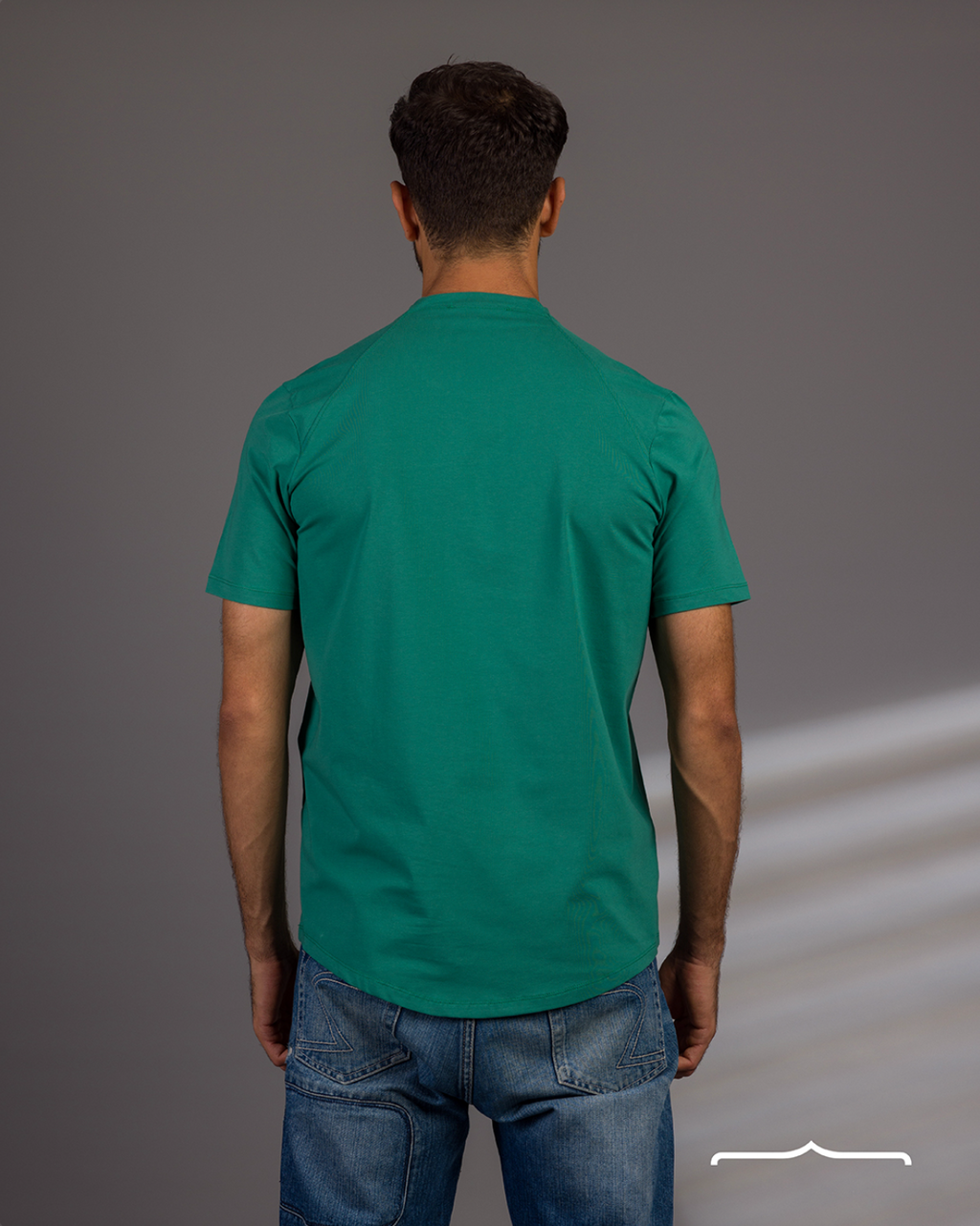 Curved T-Shirt Hem Volume 2 T-Shirt in Green