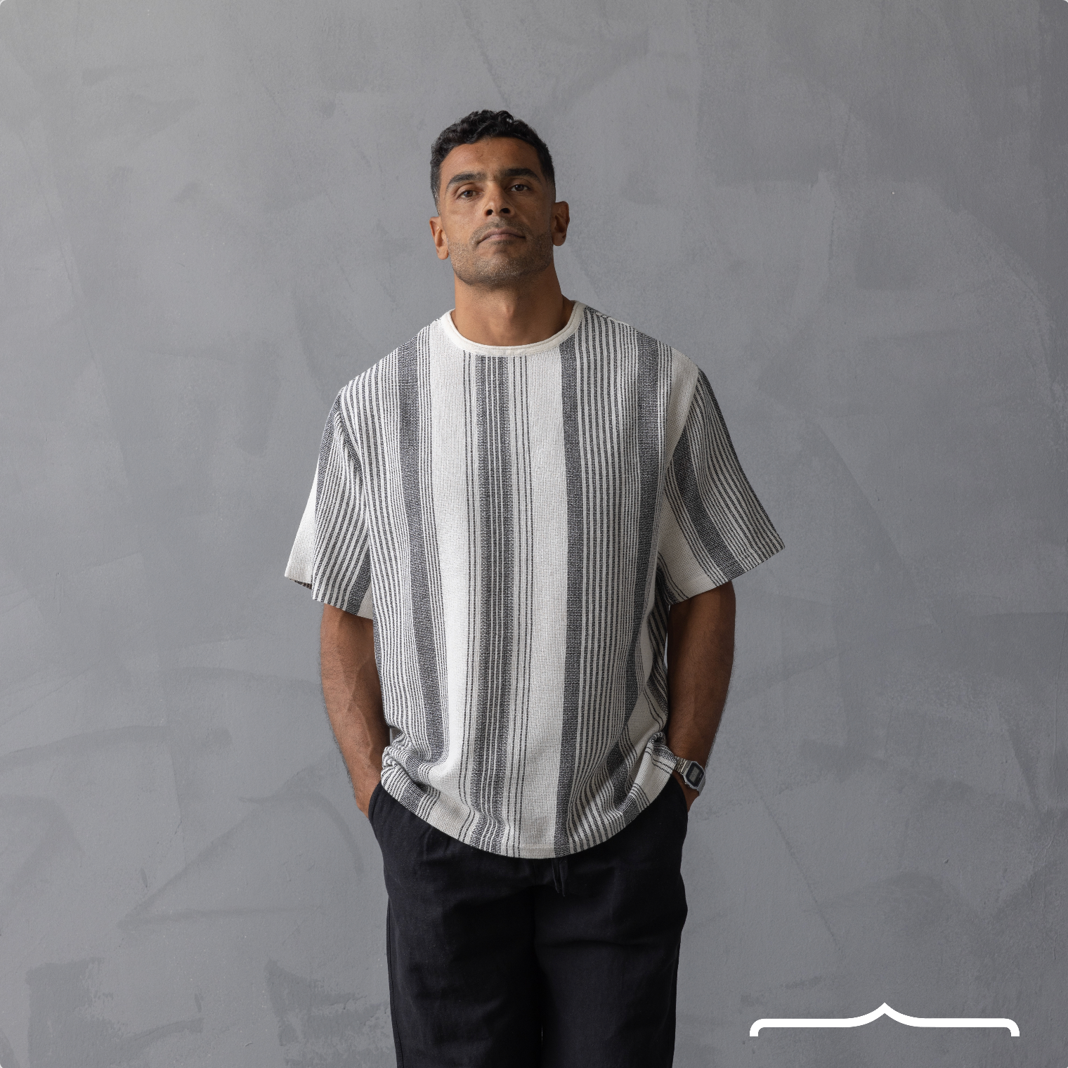 Striped Oversize Raw edge Coller in White X Black V2