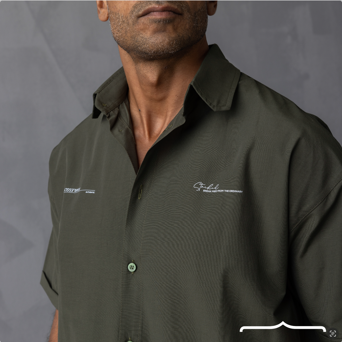 Front Pockets Oversize shirt in Olive
