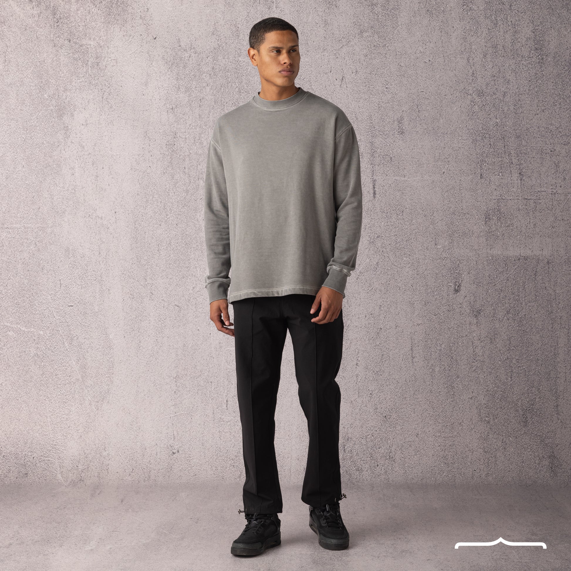 Washed sweatshirt in Light Grey