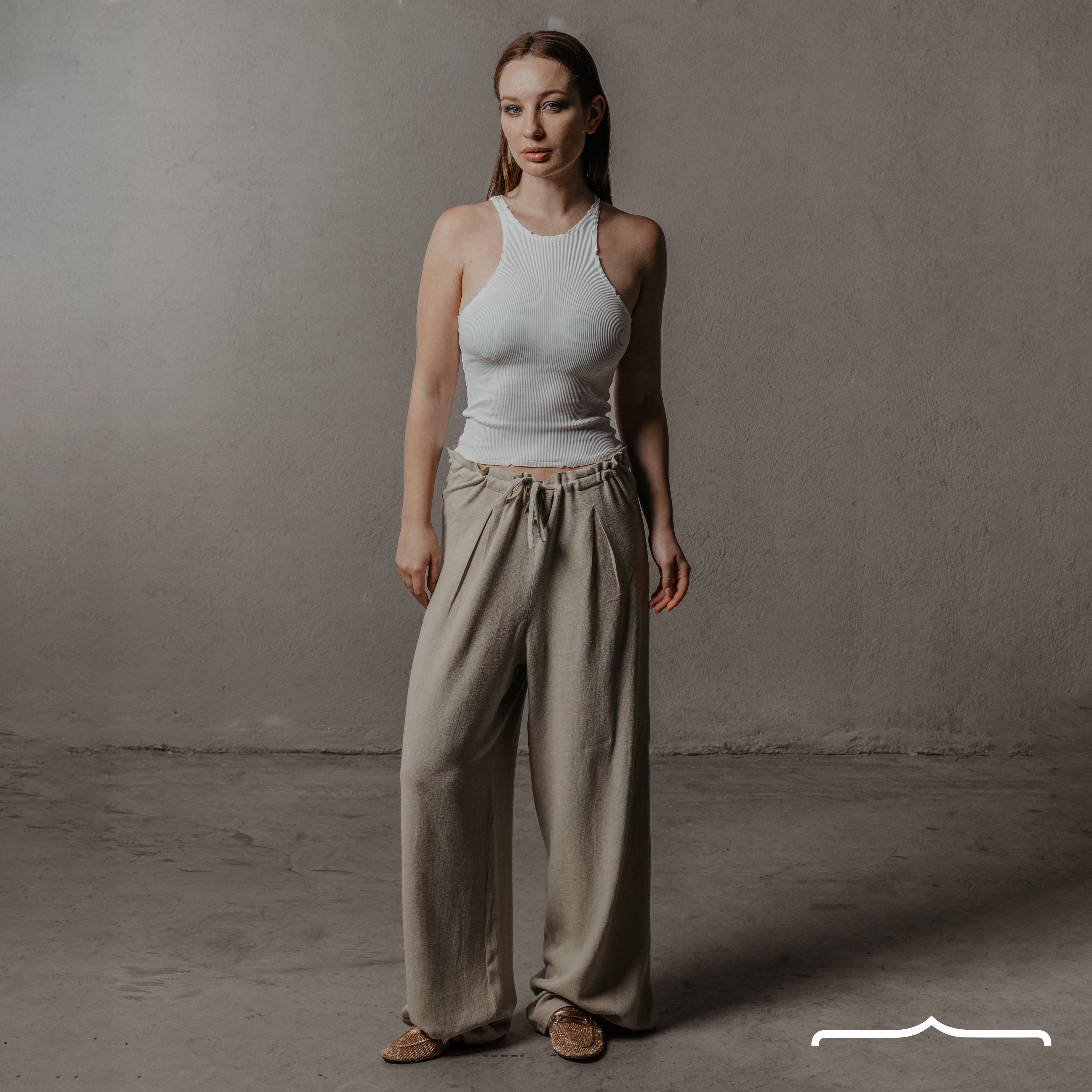 Wide leg linen pants in Beige