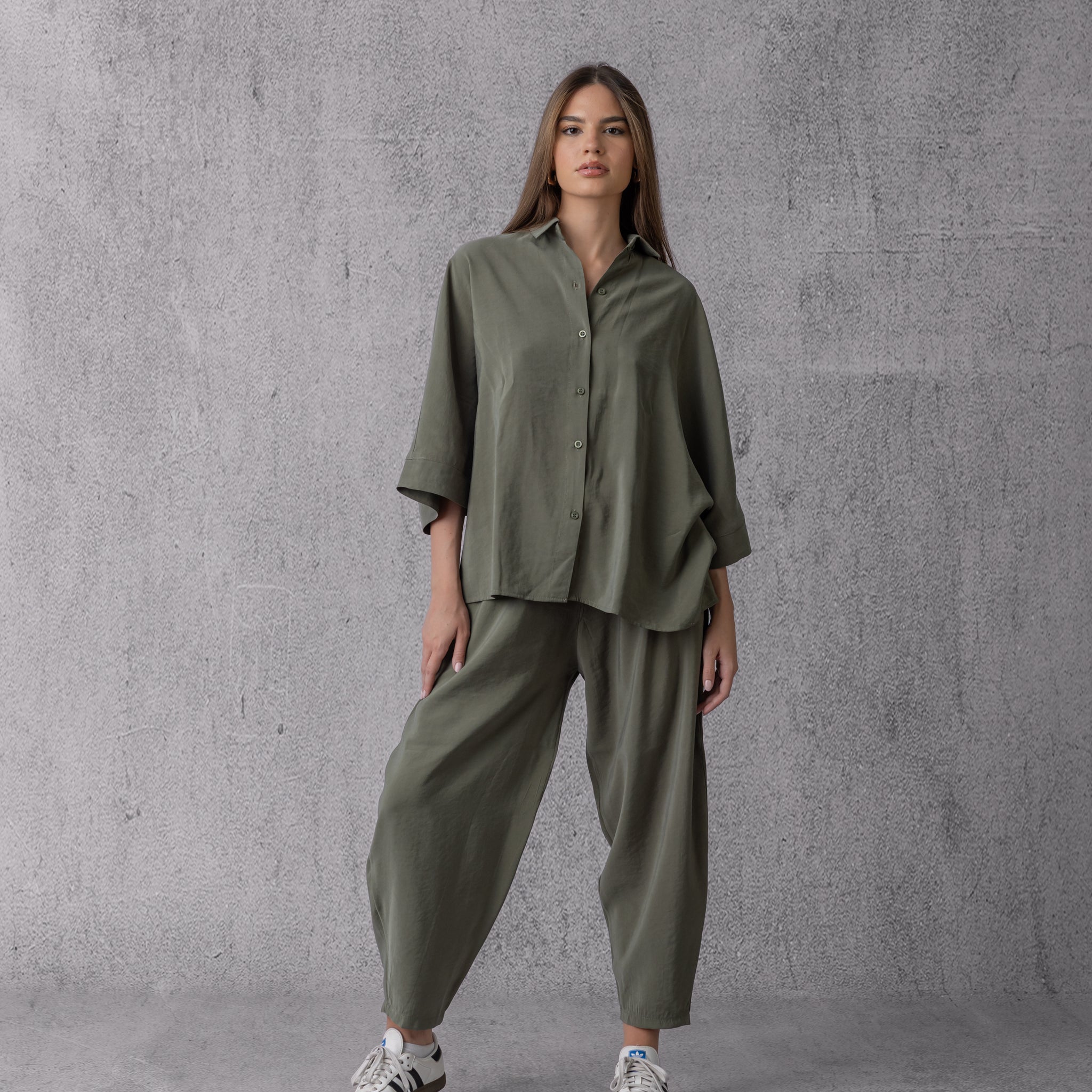 Boxy Flow Set in Olive