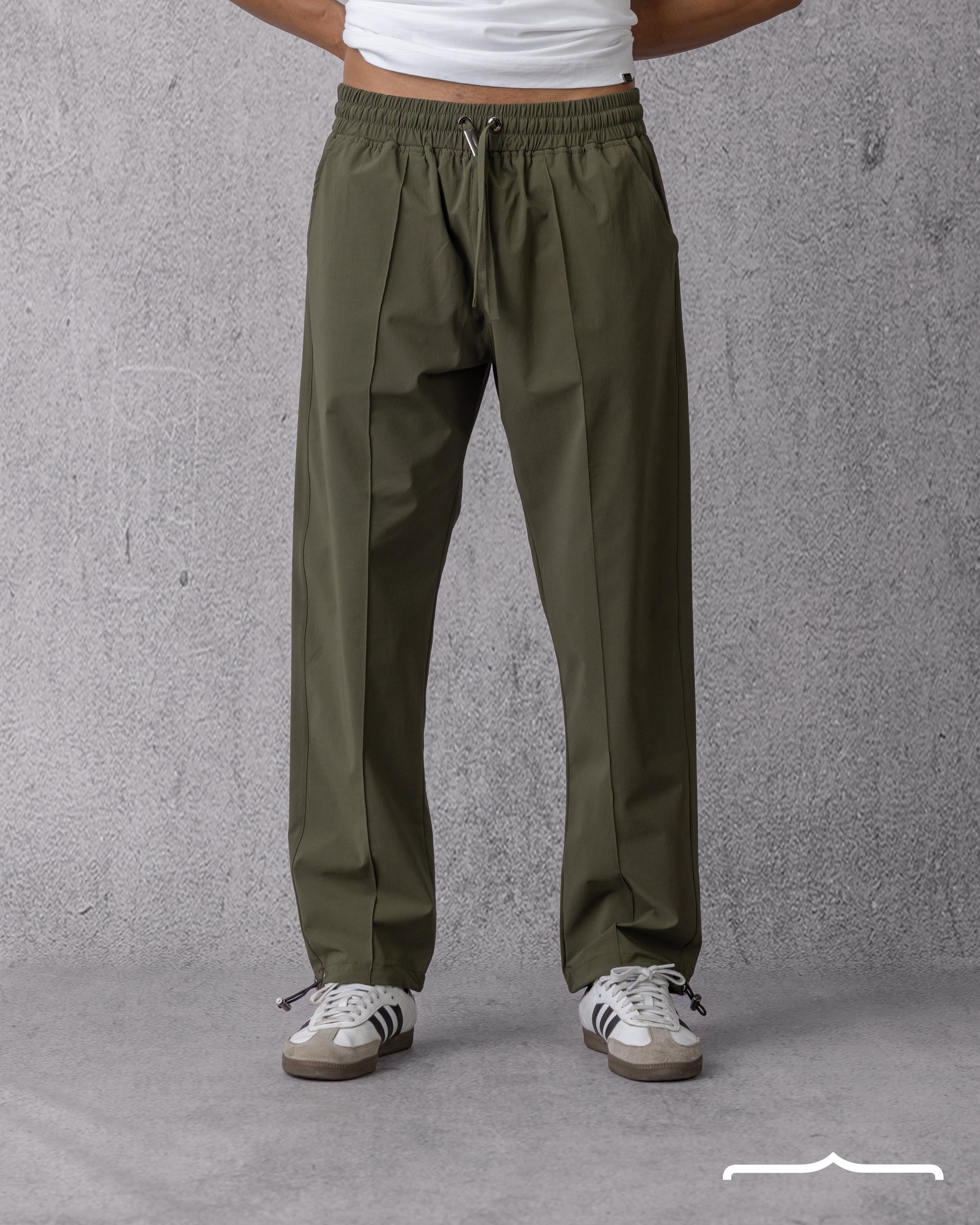 Drawstring sweatpants in Olive
