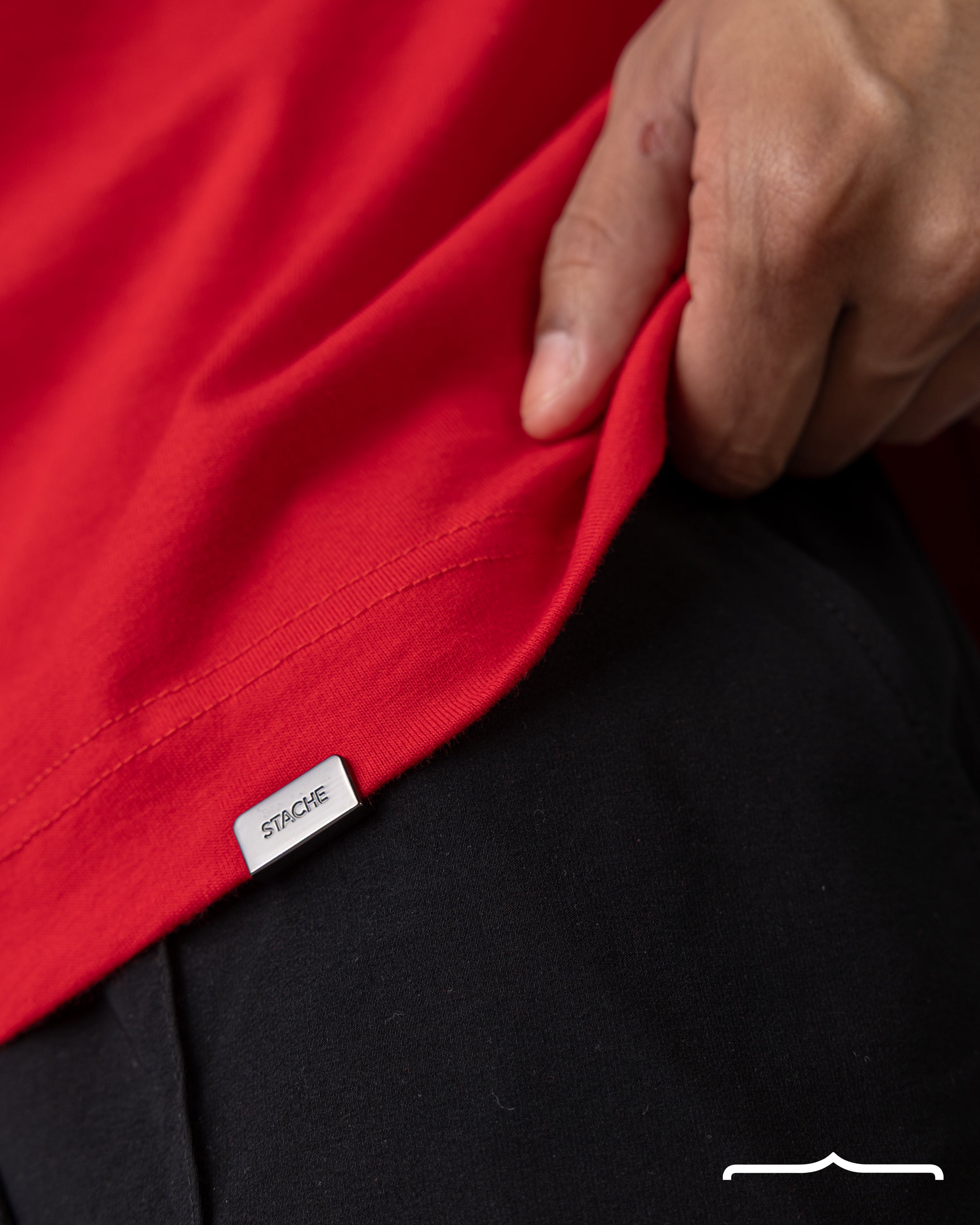 Raglan Rubber Icon in Regular Fit in Red