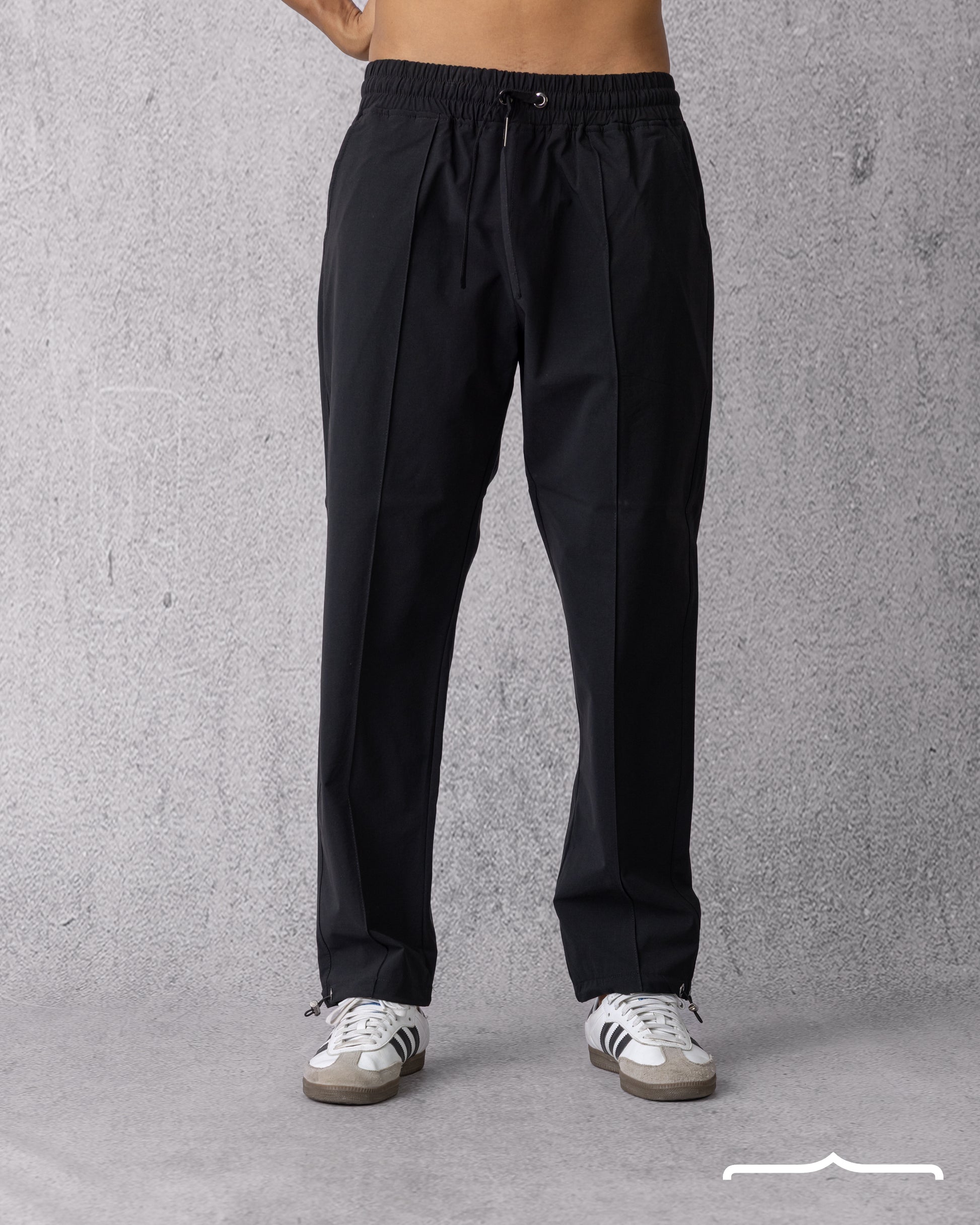 Drawstring sweatpants in Black