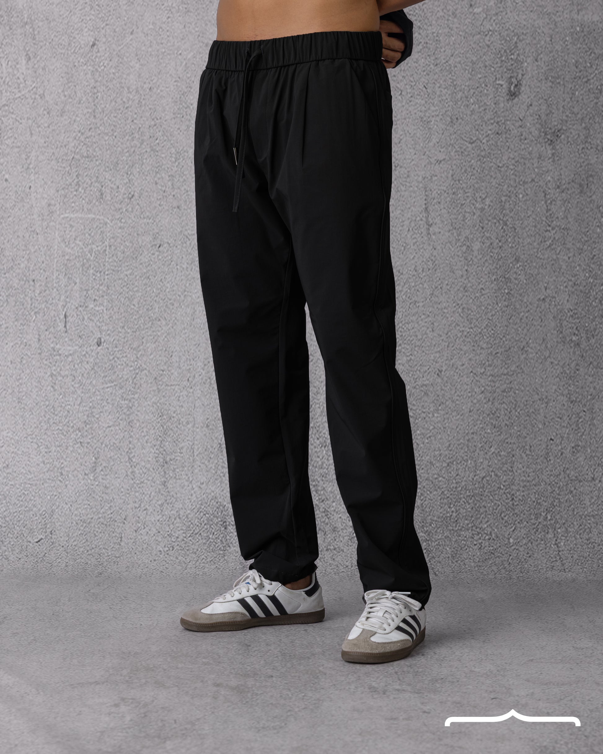 Classic Fit Pants in Black