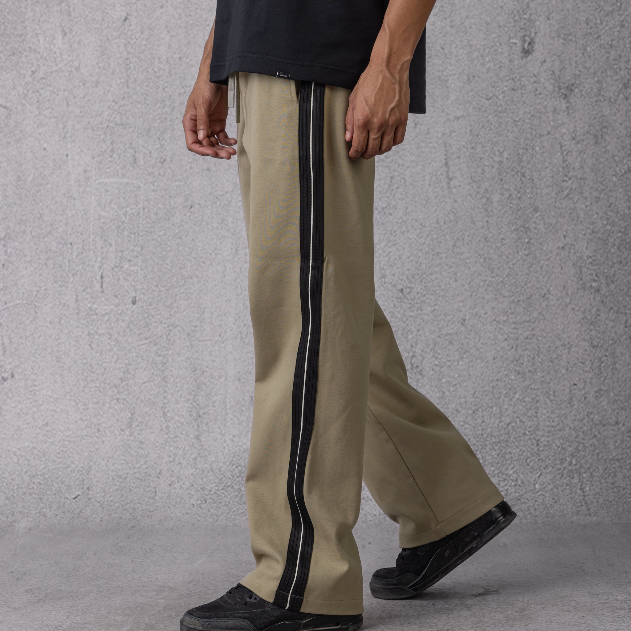 Oversized Stripe Sweatpants in Olive