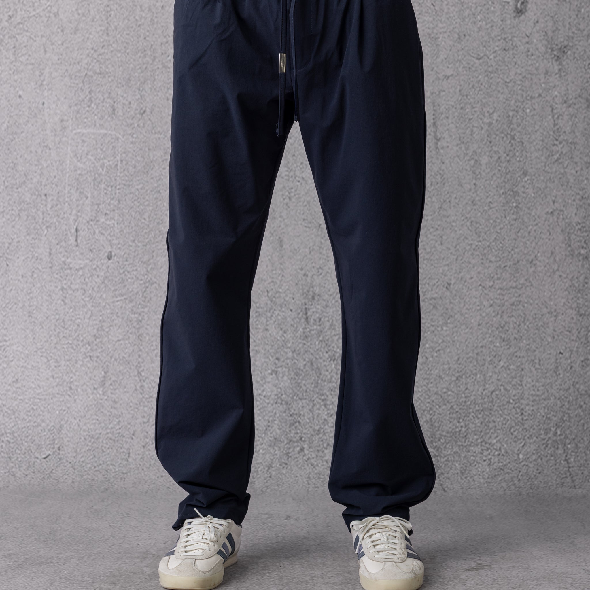 Classic Fit Pants in Navy Blue