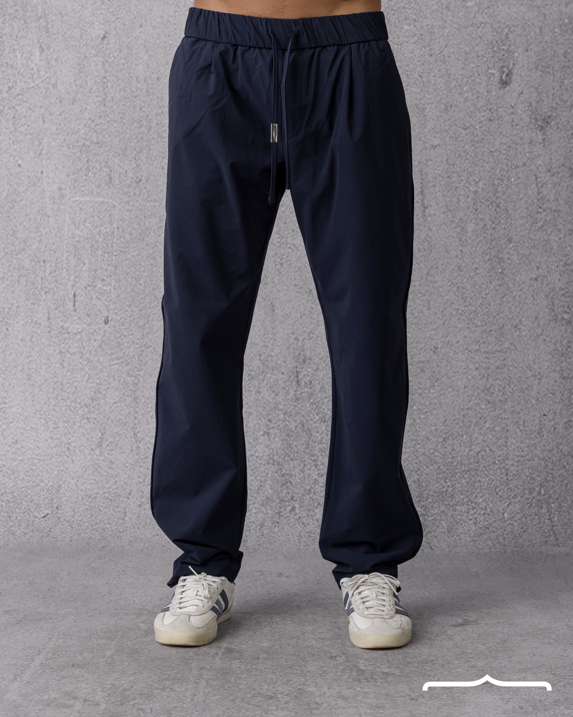 Classic Fit Pants in Navy Blue
