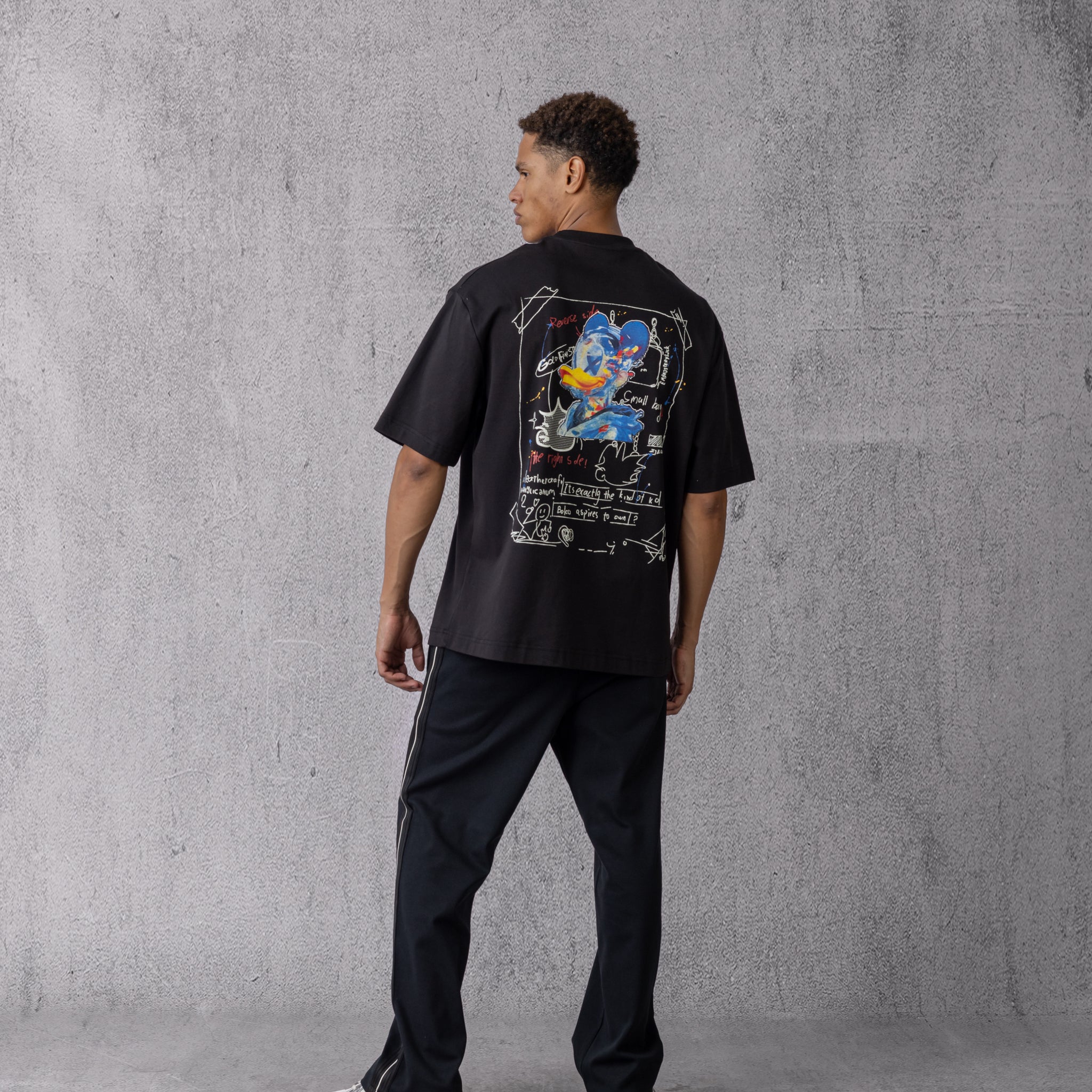 Donald Duck Sketch Oversized T-shirt in Black