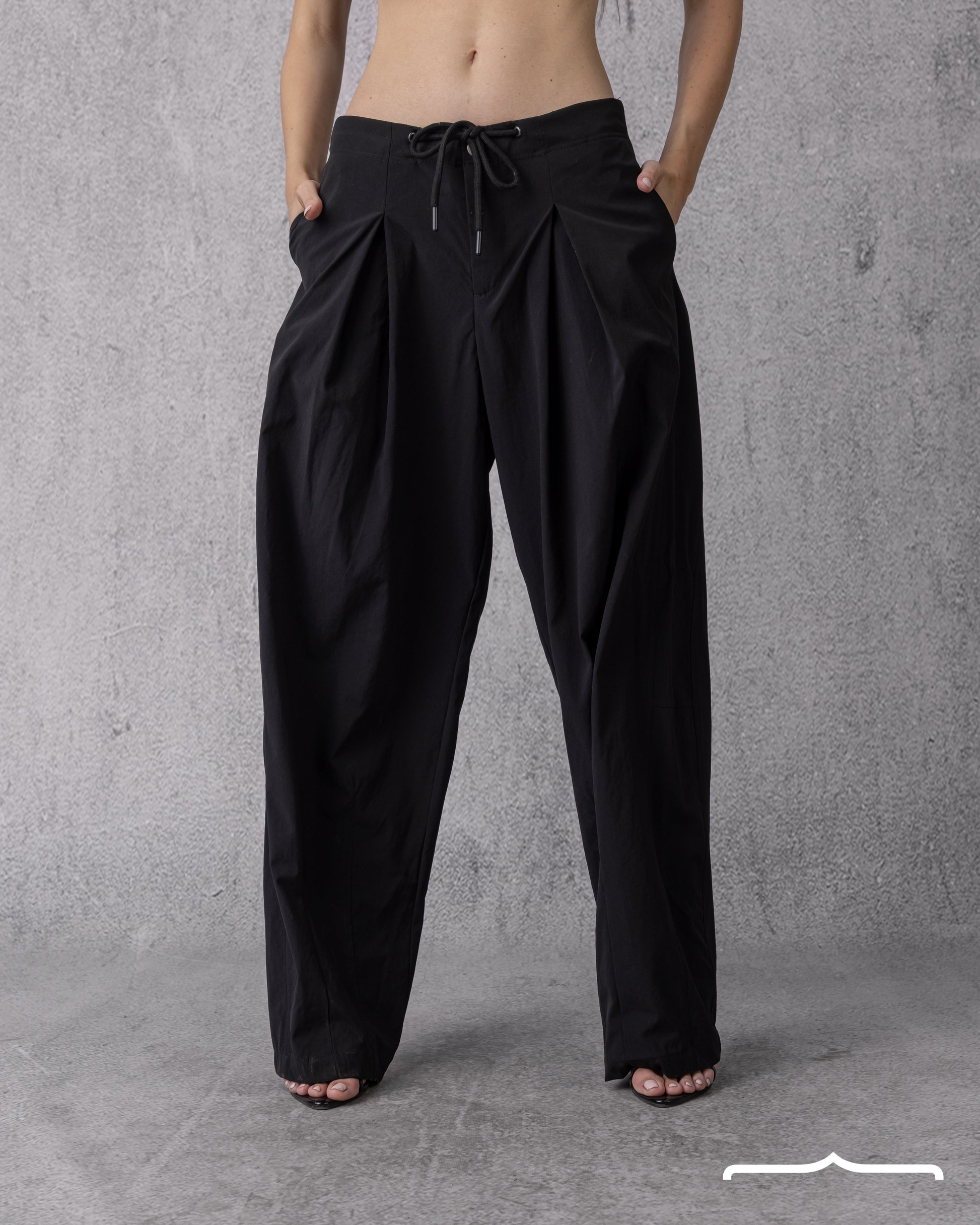 Wide pants in Black