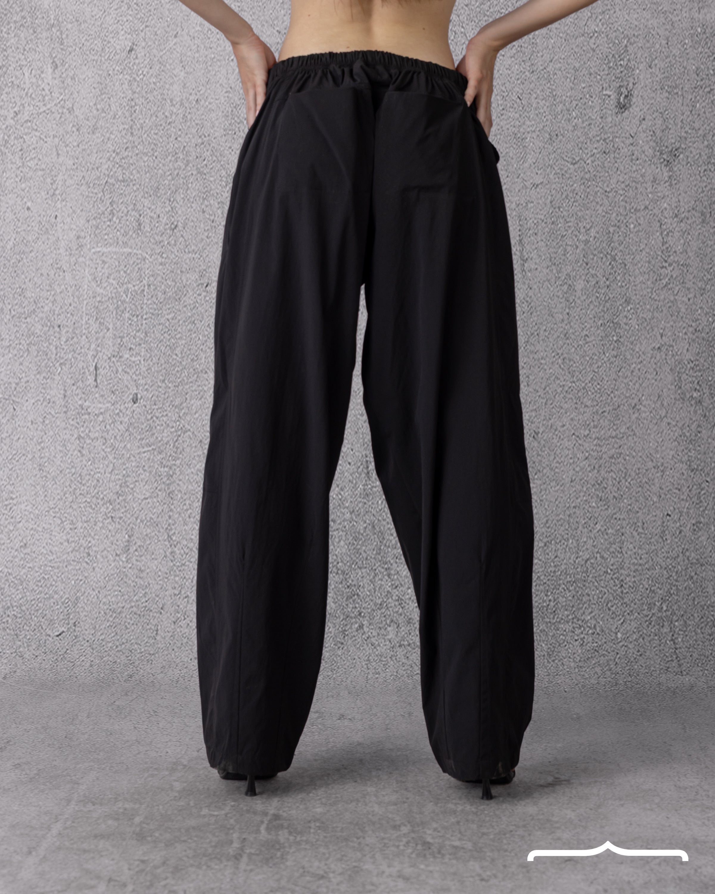Wide pants in Black