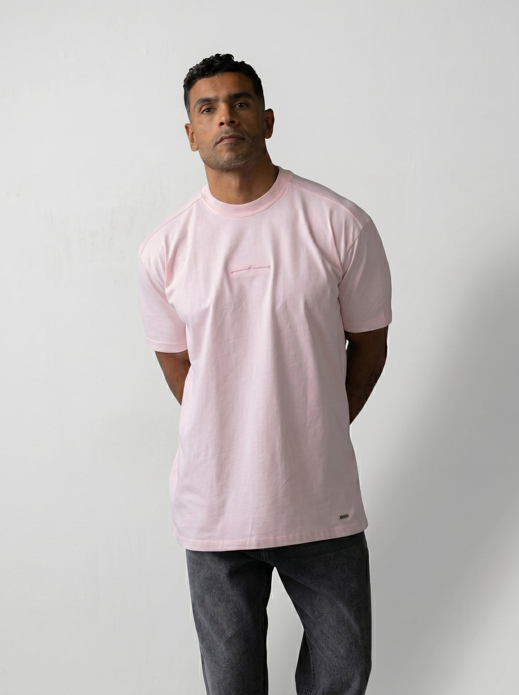 Stache icon T-shirt in Pink