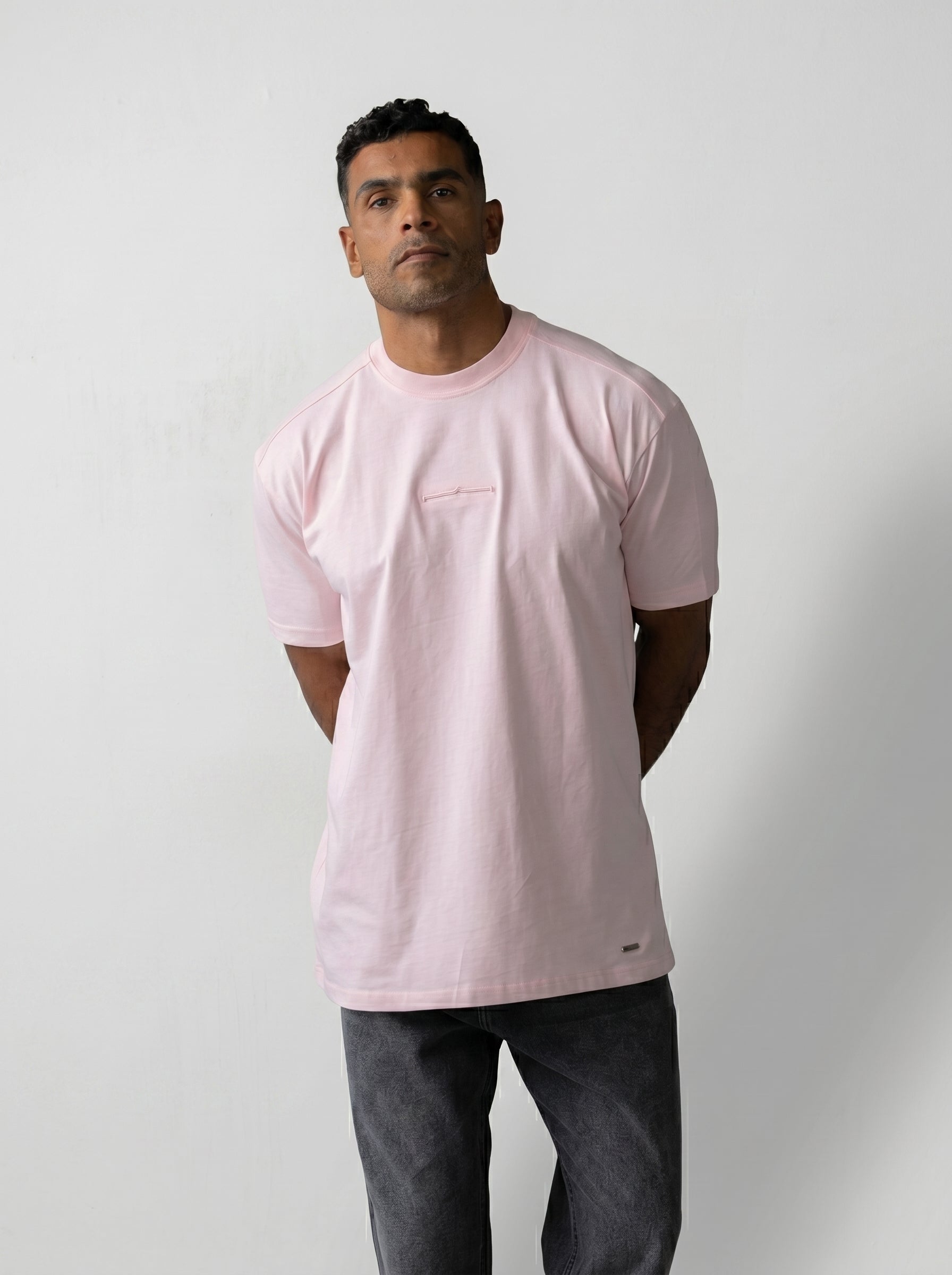 Stache icon T-shirt in Pink