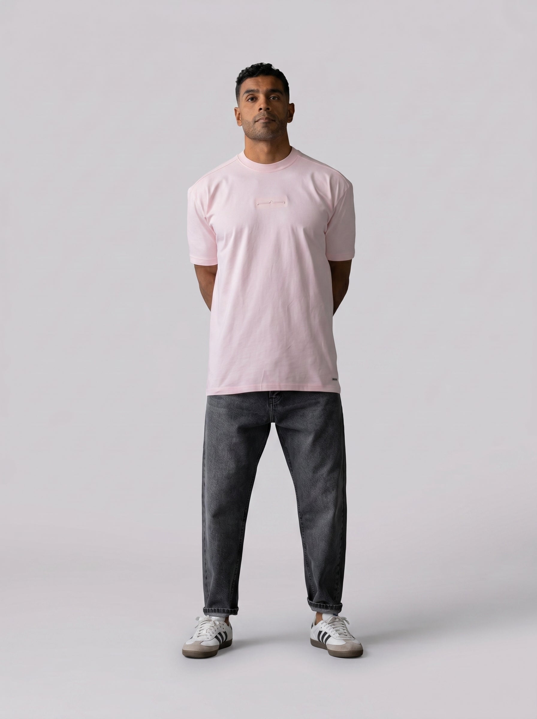 Stache icon T-shirt in Pink