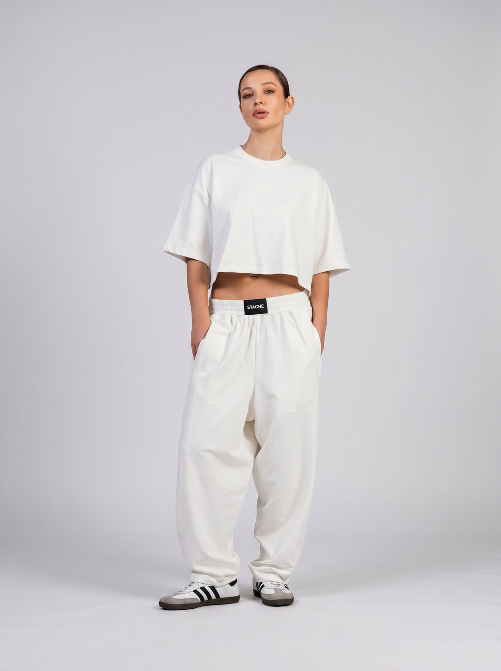 Statement set in Off-White