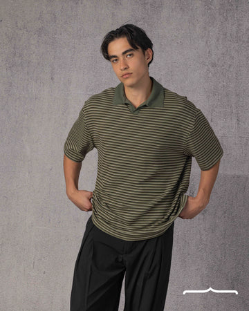 Contrast Collar knit Polo in Olive