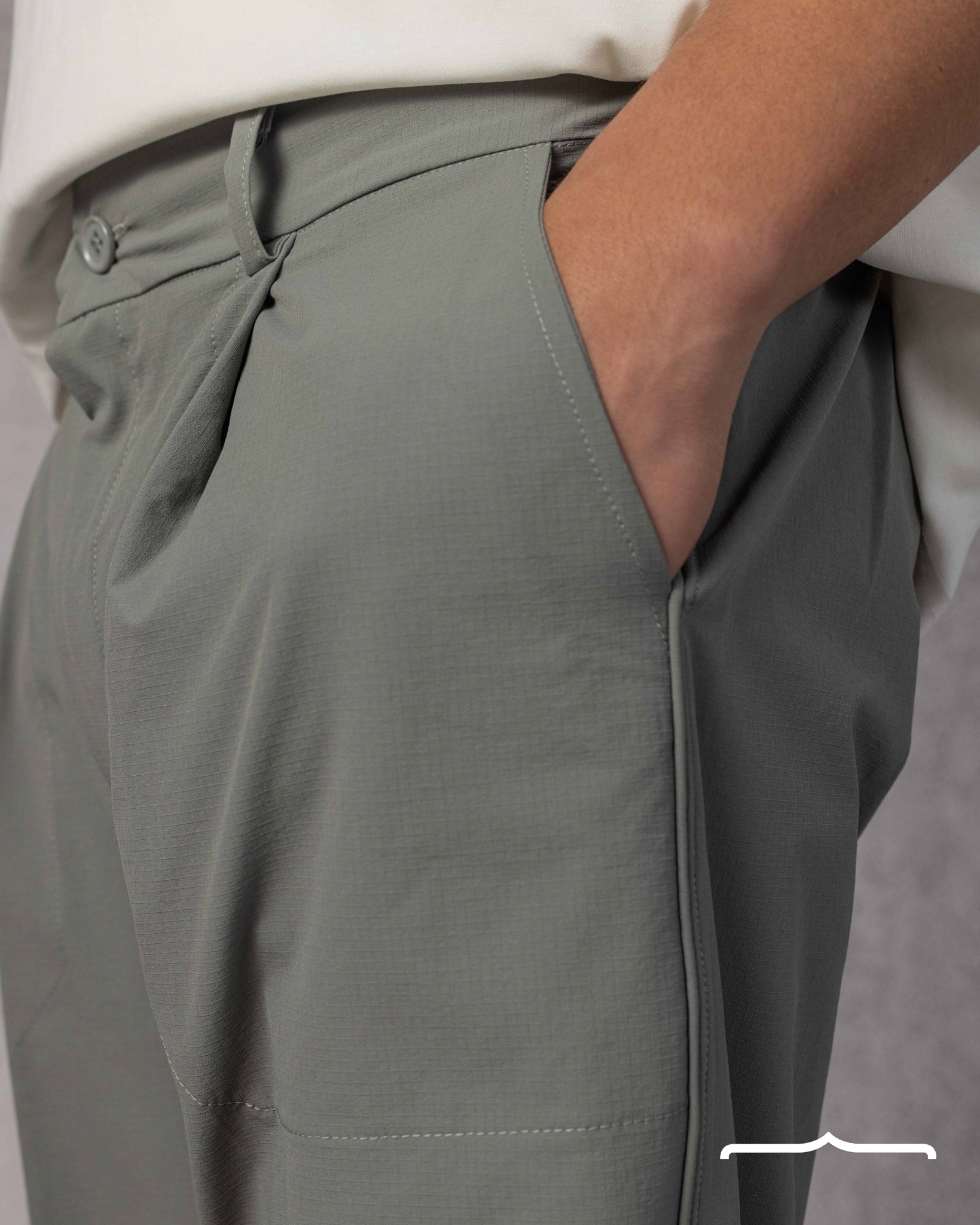 Classic pants volume 4 in Light grey