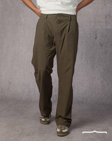 Classic pants volume 4 in Brown