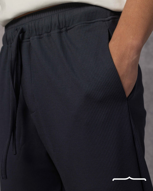 Textured pants volume 4 in Naval Color