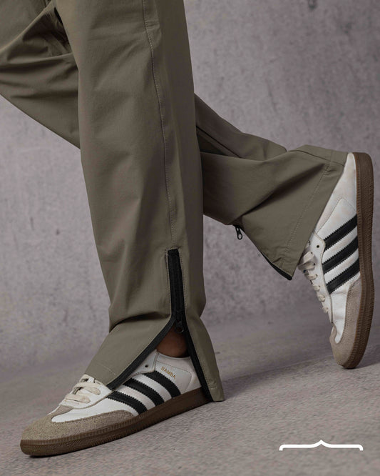 Baggy pants in Sage Grey