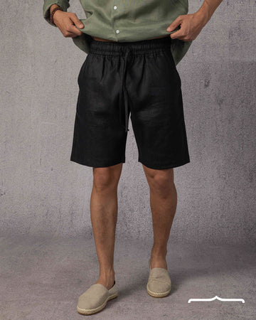 Linen short volume 2 in Black