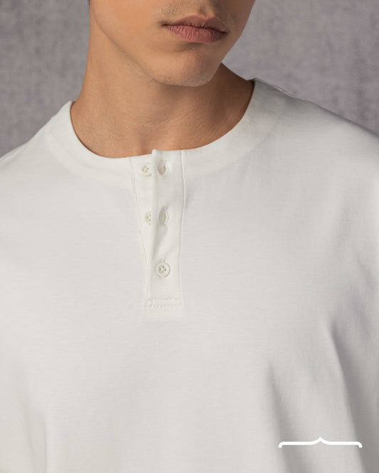 Henely T-shirt in White