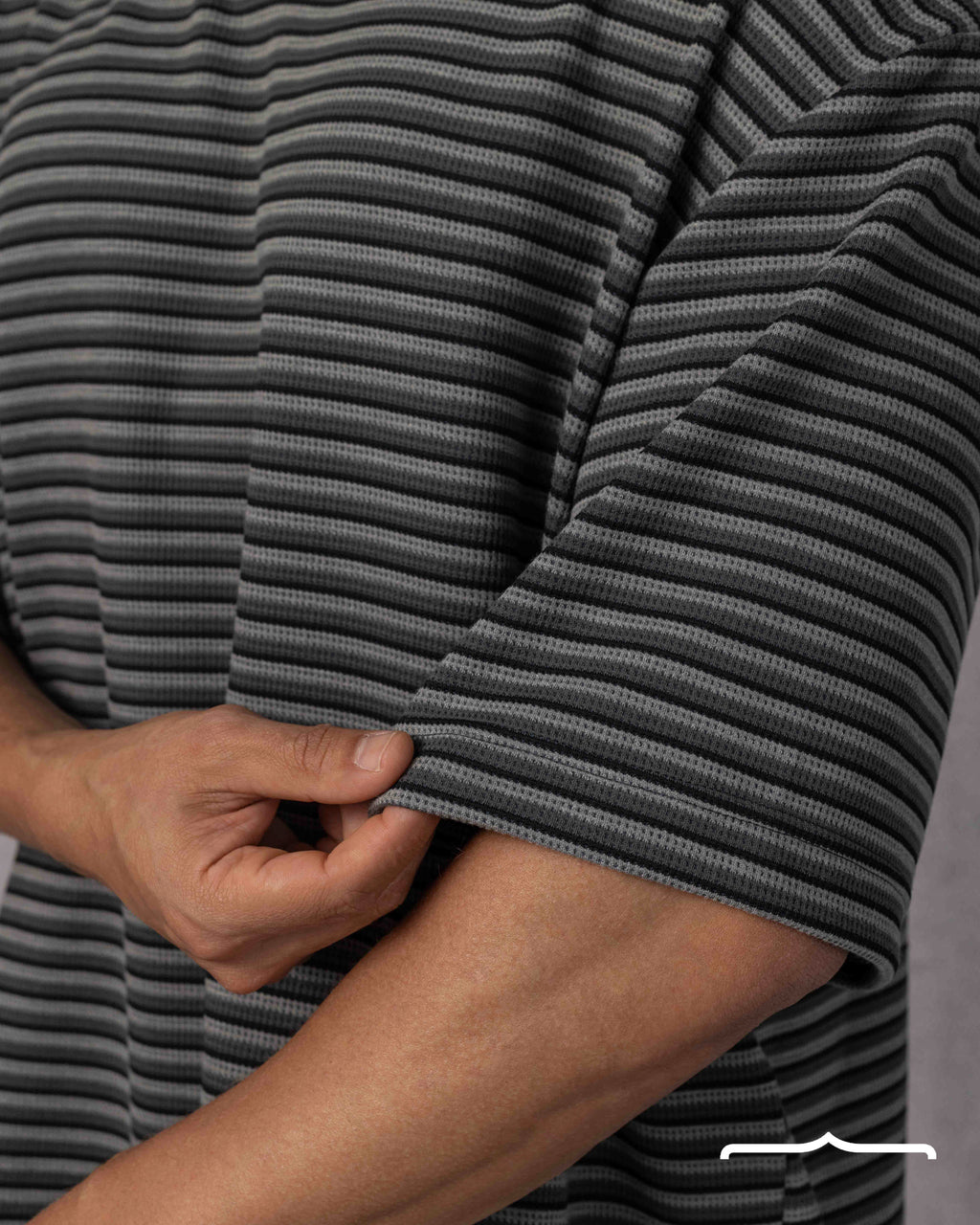 Contrast Collar knit Polo in Grey