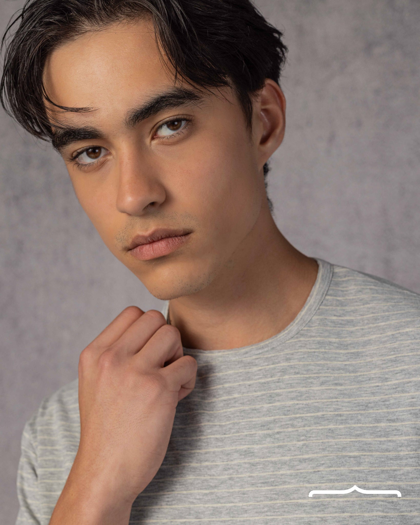 Crew neck Striped Knit T-Shirt in Grey