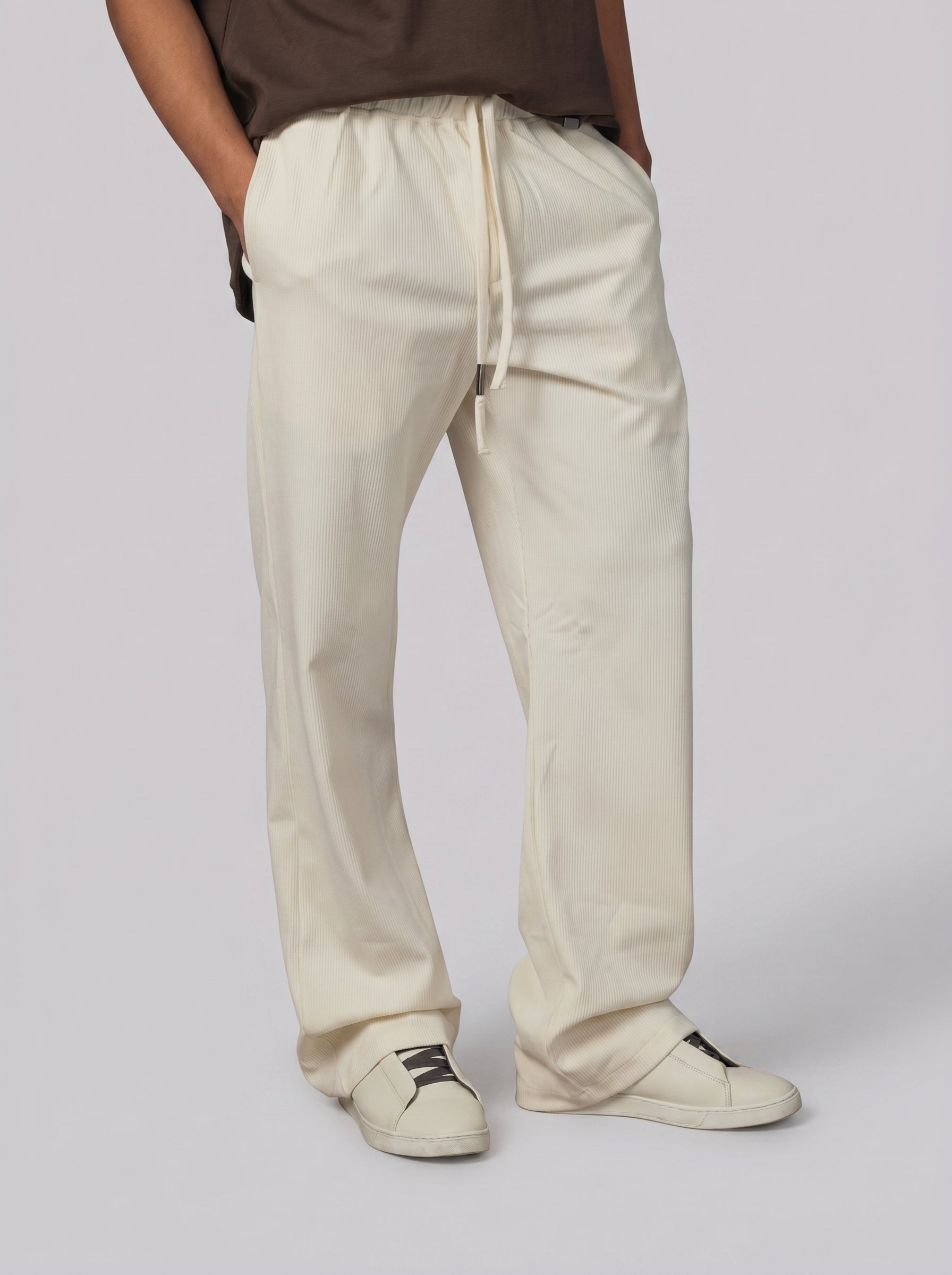 Textured pants volume 4 in Cream