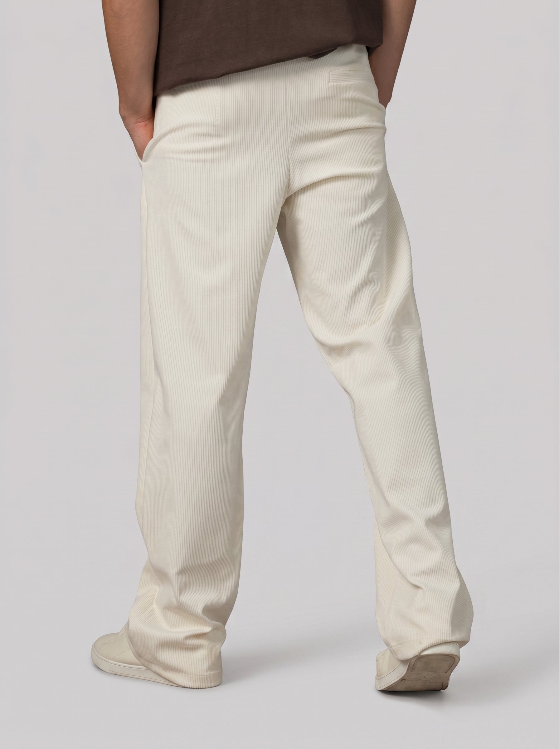 Textured pants volume 4 in Cream