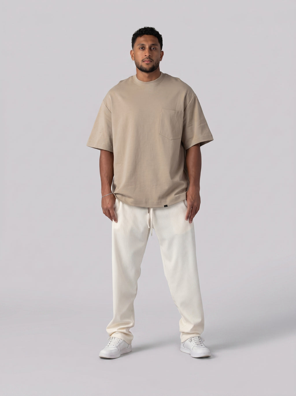 Urban T-shirt Volume 2 in Beige