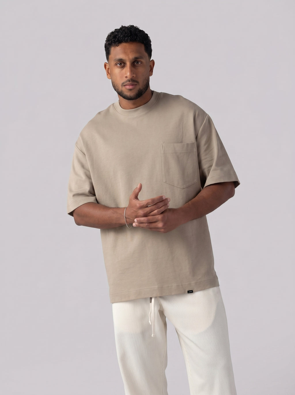 Urban T-shirt Volume 2 in Beige