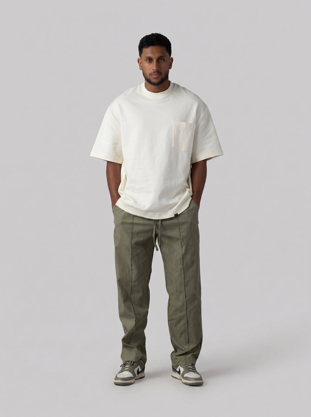 Urban T-shirt Volume 2 in cream