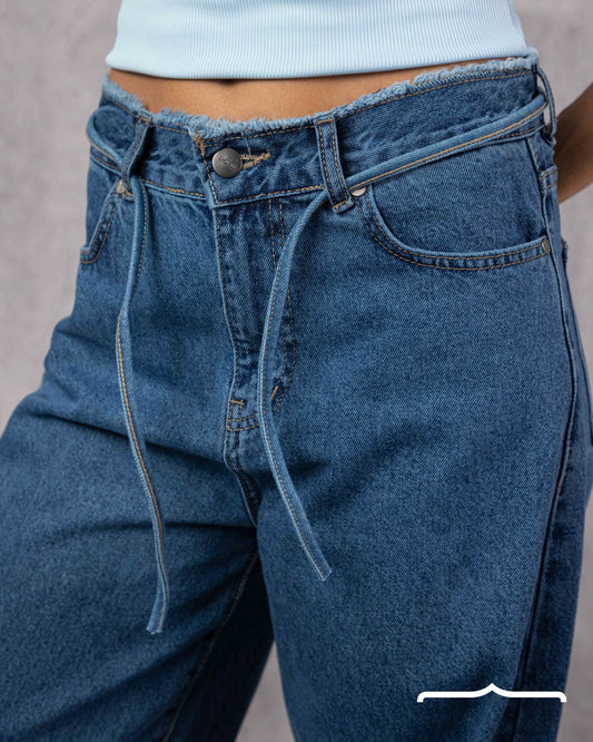Raw Edge Jeans in Blue