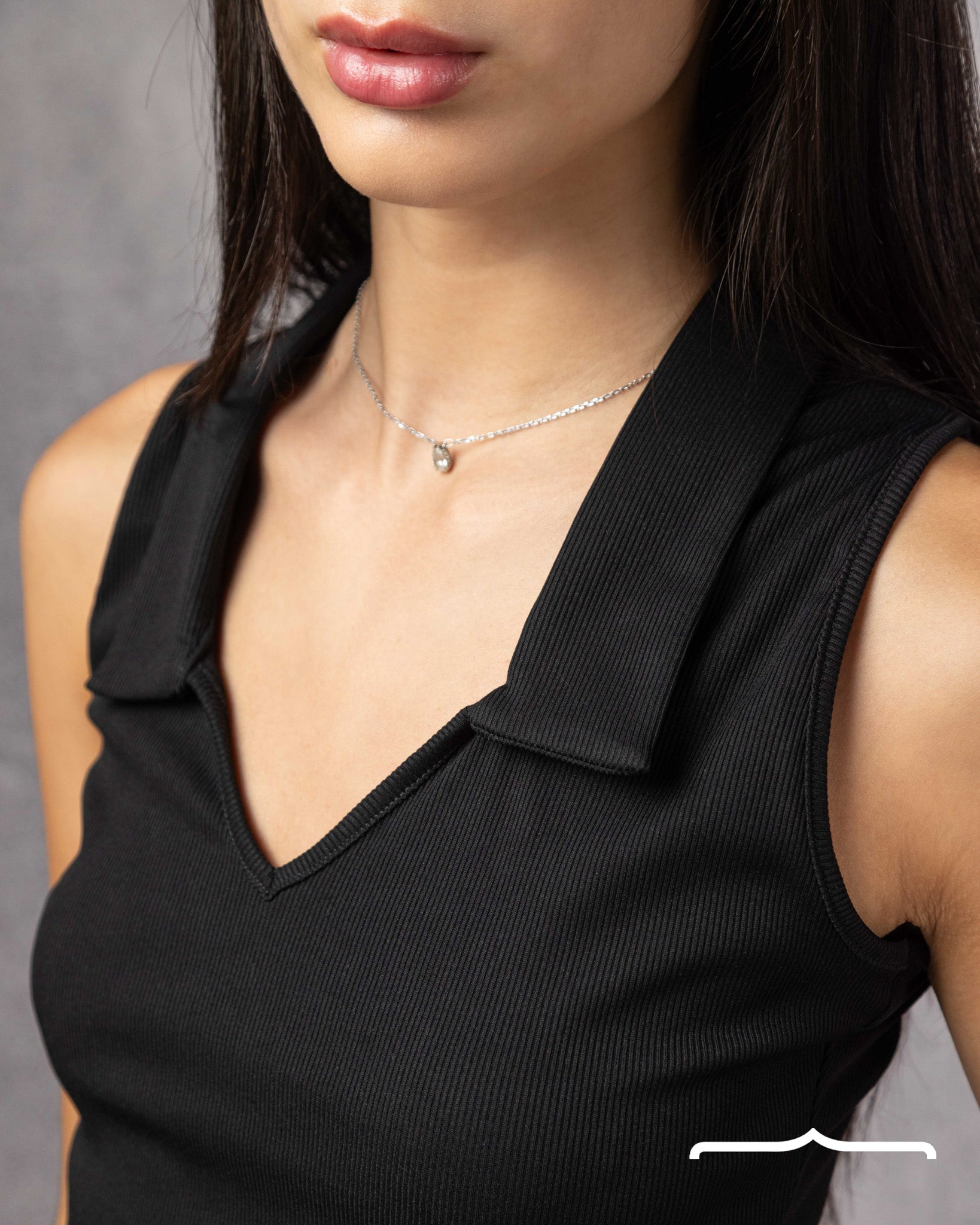 RIB V Core Top in Black