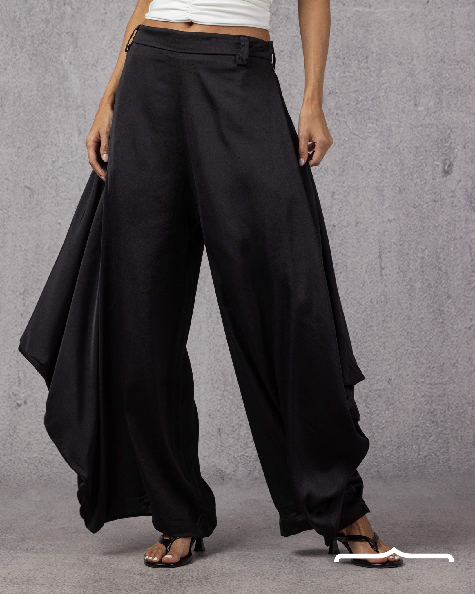 DRAPÉ Satin Pants in Black